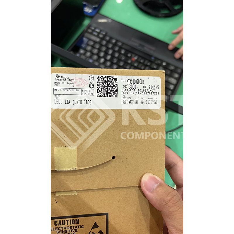 TXS0102DCUR