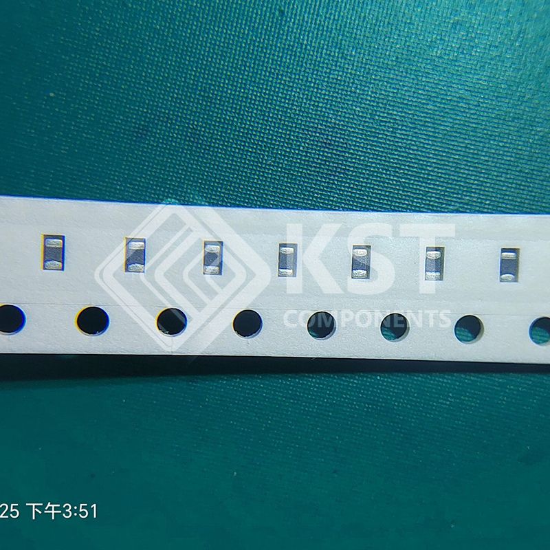 BLM18PG121SN1D