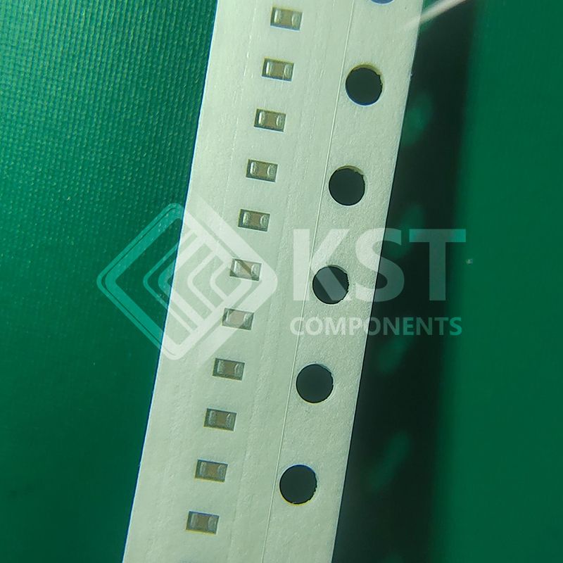 0402B104K500CT