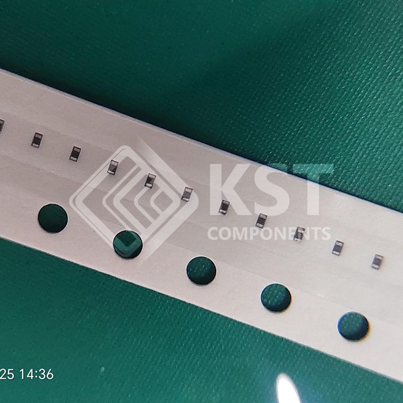 AC0201FR-0722RL