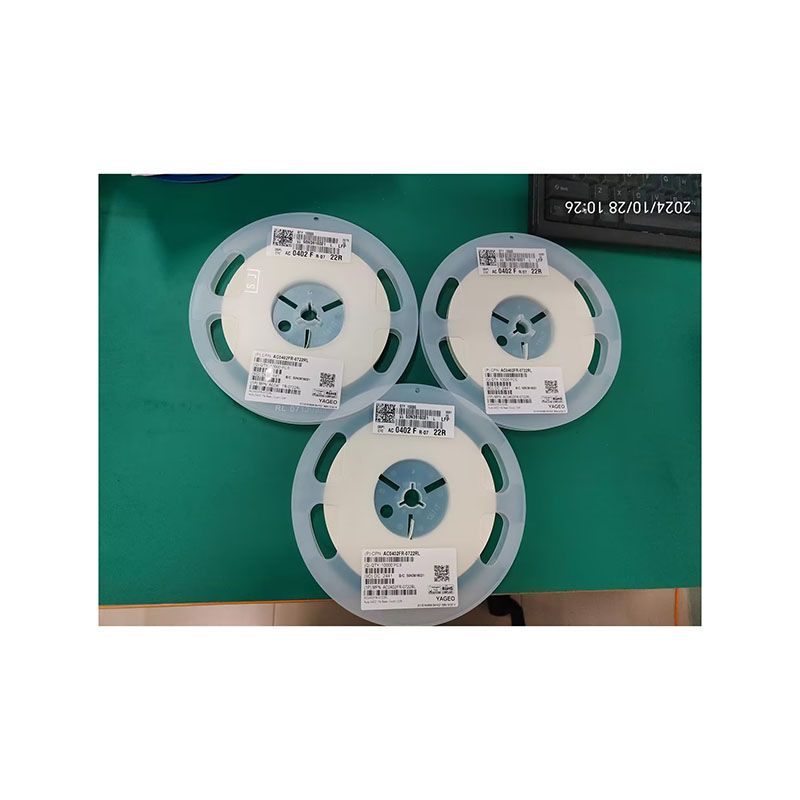 AC0402FR-0722RL