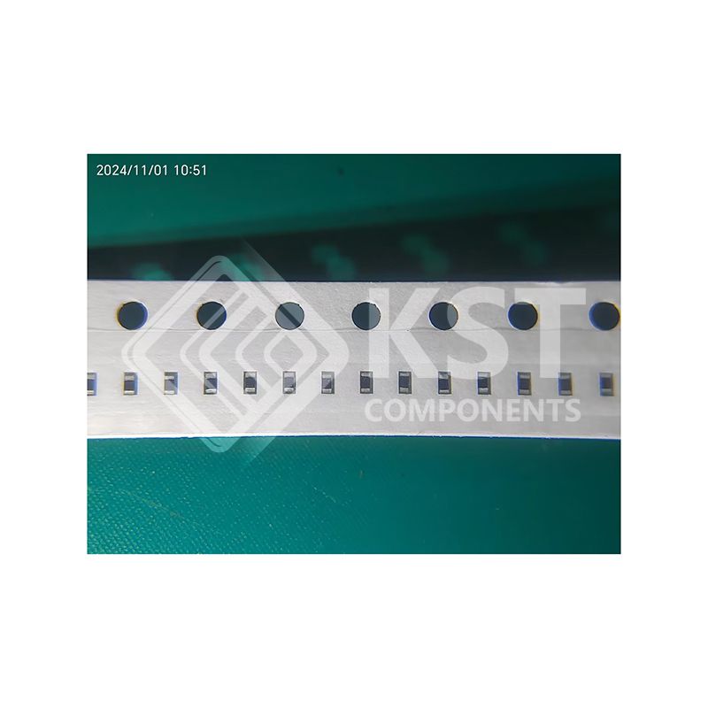 RC0402FR-1330KL