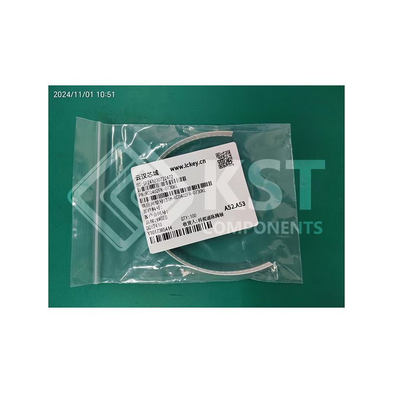 RC0402FR-1330KL