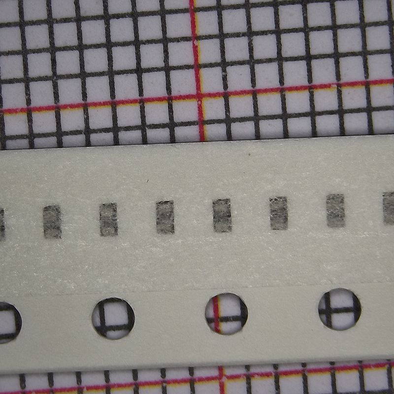 CC0402JRNPO9BN561