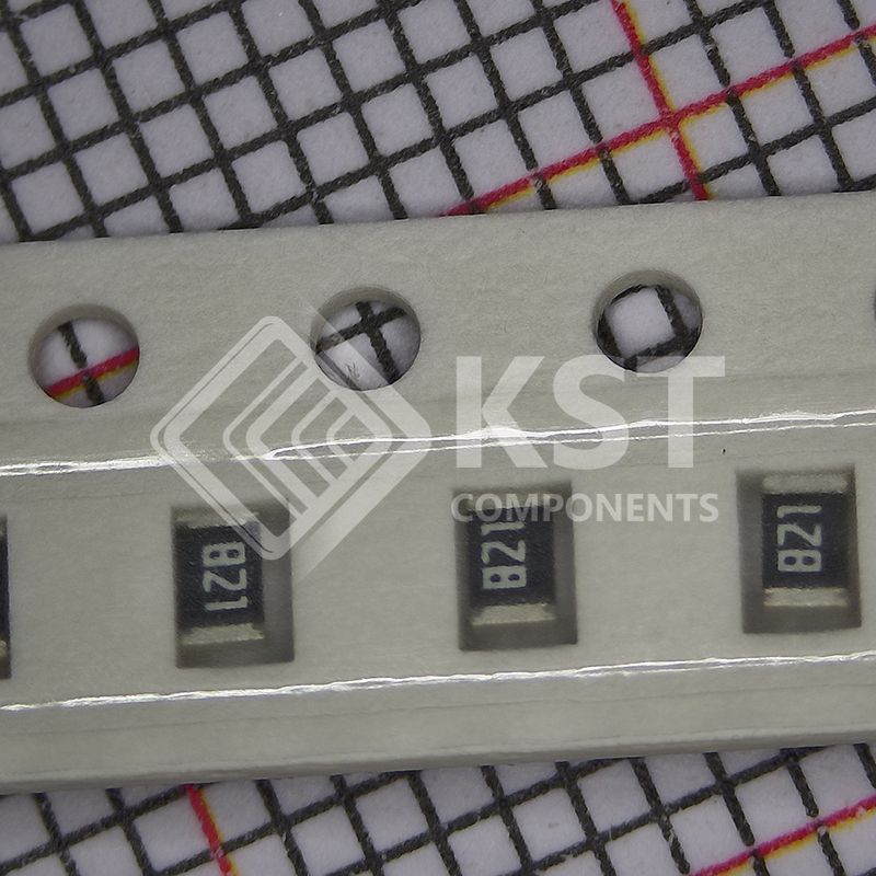 RC0805JR-07820RL