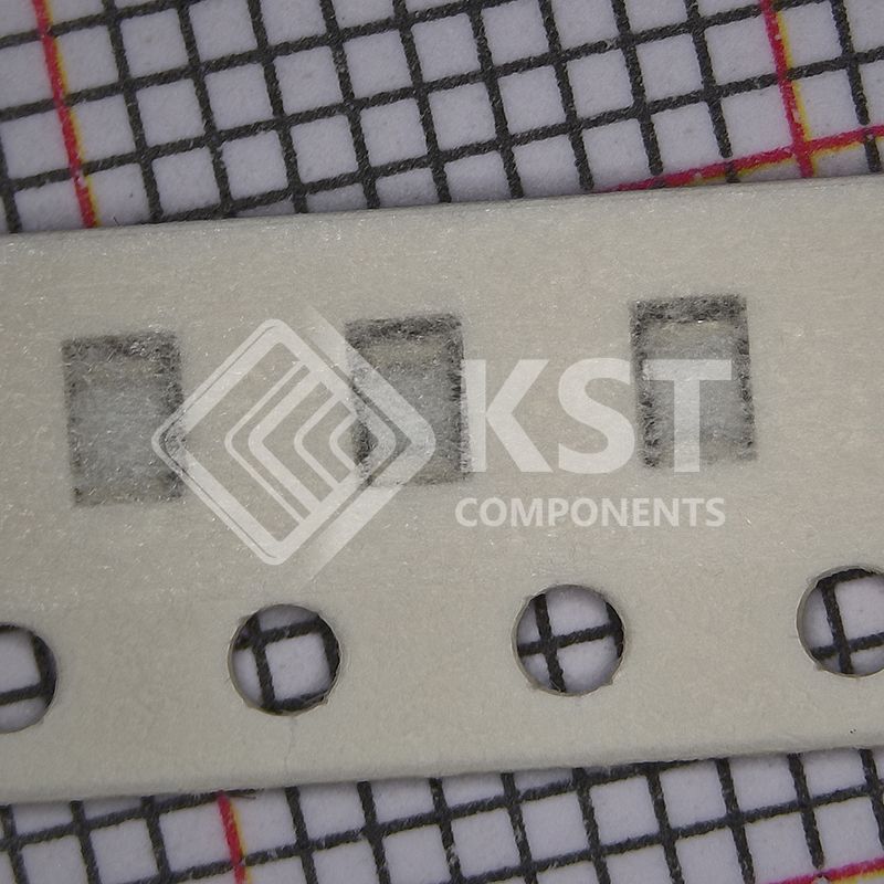 RC0805JR-071K8L