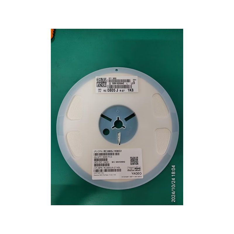 RC0805JR-071K8L