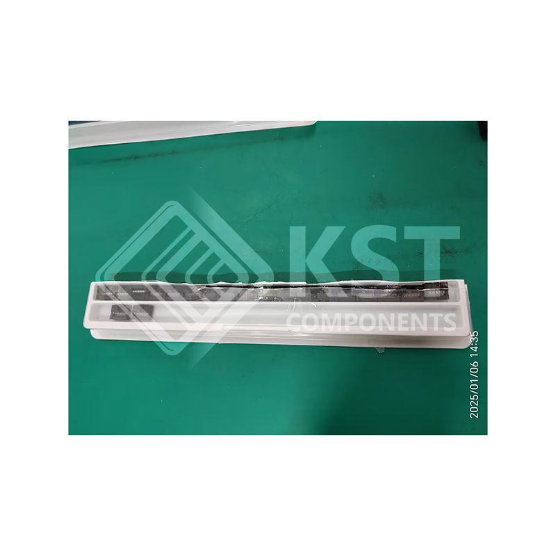 XG4M-1030
