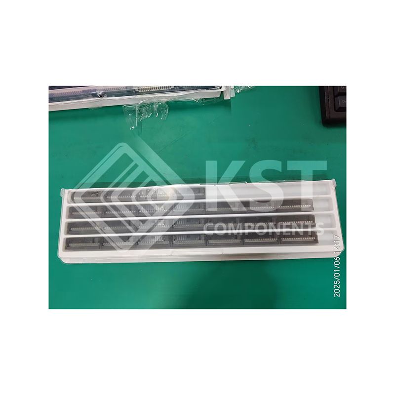 XG4M-3030