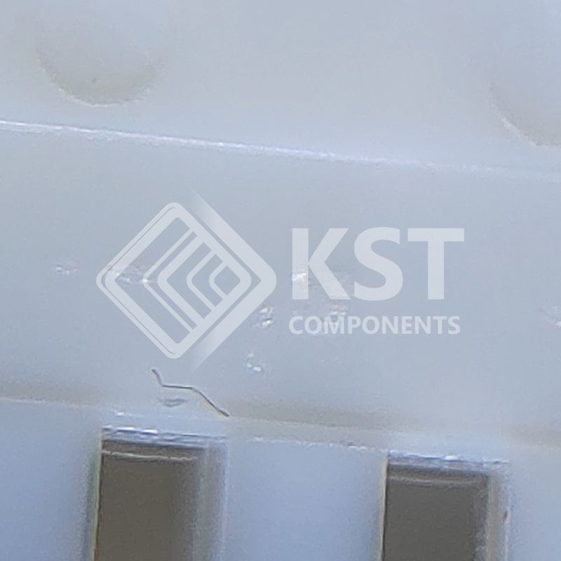 1565377-1