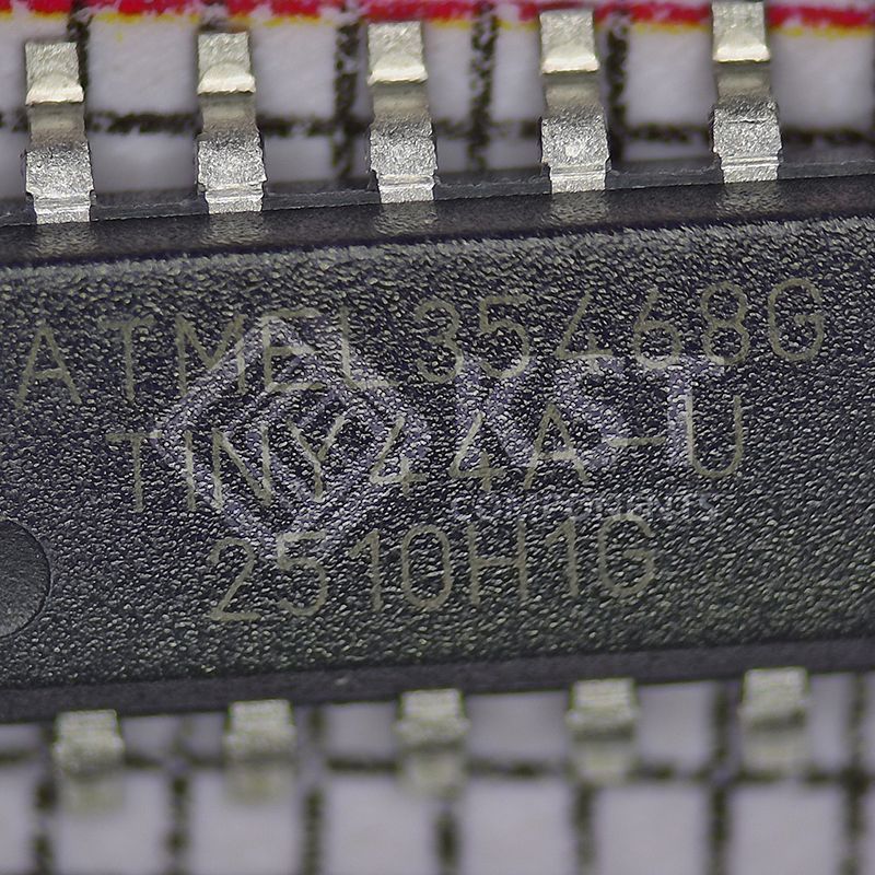 ATTINY44A-SSUR